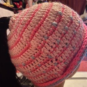 HANDCRAFTED Beanie hat crochet
